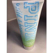 바디샴푸 샤워때비누 미용소금 팔꿈치각질 PINK 2 in 1 워시 & 스크럽 300ml/10.1 fl 온스(1온스=약30g) (와일드 브리즈 또는 선 키스), Wild & Breezy