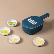만능채칼 사각채칼 슬라이스 채썰기 강판 야채칼 무 양배추 당근 감자 우엉, 블루
