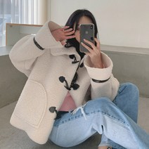 떳다그녀 드보르 뽀글이 카라 더플 자켓