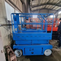 고소작업대 사다리차 내외부작업차 시저형 전동 유압리프트 새 배터리 교체 출고 판매 작업높이7m발판5m폭0.7m길이1.3m높이1.8m무게0.6톤 문의 후 결재, 새 배터리 교체 출고 판매 작업높이7m