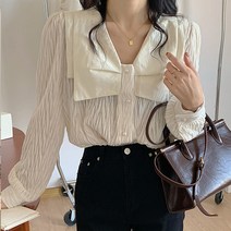 [랜덤플레이] 포인트 카라 주름 블라우스