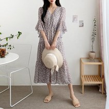 셀러허브(잡화) 여자 안개꽃 샤랄라 V넥 셔링 트럼펫 반팔 롱원피스