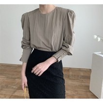 가을 주름 어깨 퍼프 라운드넥 루즈 블라우스
