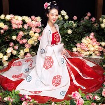 화려한 꽃무늬 여성 철릭 원피스 무사복 어른 계량 생활 한복 사극 드라마 촬영