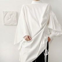 마 운 틴 룩 블랙 앤 드 셔츠 불규칙 개성 디자인 소 크 라 우 드 오 프 숄 더 셔츠 배트 맨