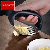 1PCS 수동 마늘 분쇄기 스테인레스 스틸 마늘 프레스 마늘 절단 도구 곡선 과일 및 야채 도구 주방 가제트, 하나, 보여진 바와 같이