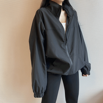 [남녀공용] 커플룩 오버핏 탄탄무지 바람막이