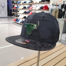 NBA_남녀공요 시카고불스 CHI BULLS 조립형 장식 스냅백 N225AP633P블랙_NC대전유성