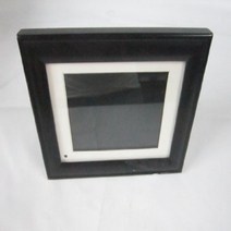 Pandigital PAN56-1 5.6-Inch Digital Picture Frame (Black), 1