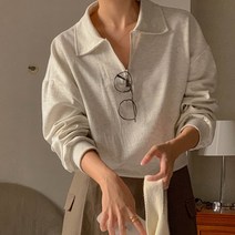 코코블랑 퍼지 반오픈 카라 맨투맨