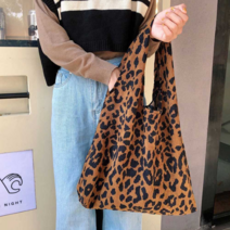 오너클랜 멋있는 커리 우먼 패션 가방 데일리 디자인 숄더백