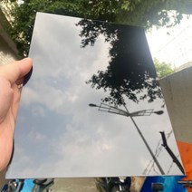 아크릴 거울 정전기 방지 다색 아크릴판 블랙 미러 유기 유리판 접이식 펀칭 안내판 UV 인쇄 맞춤 제작