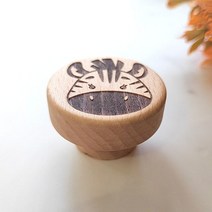 키덜트 목각 인형가구 돌하우스 diy 미니어쳐 쇼파 테이블 옷장 탁상새겨진 귀여운 동물 나무 서랍 손잡이, 05 1pcs