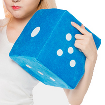 대형 주사위 굴리기 게임, 블랙