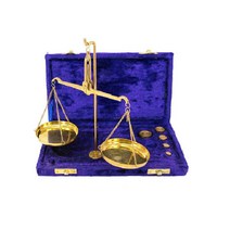 공정함 악세사리 저울 정의 균형 천칭 자리 나무 황동 벨벳 판사 보석상 변호사 사무실 장식 복고풍 법률 시크 클래식 미니어처, Blue
