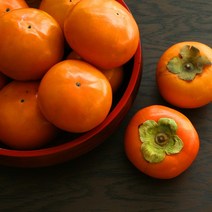 과육 당도가 끝내주는 경남 단감 5kg, 중과 5kg 30과내외