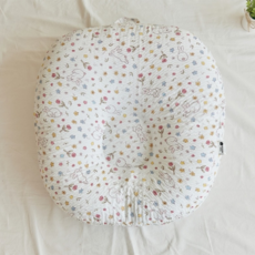 ROTOTO bebe 可拆式寶寶防吐奶靠墊 70x70公分 白色兔子, 70 x 70 cm