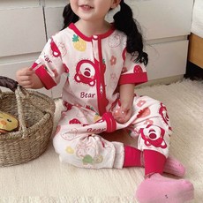 愛北鼻 夏季無痕短袖防踢被,桃紅草莓熊,110碼,1入,寶寶夏季睡眠最佳選擇, 熊