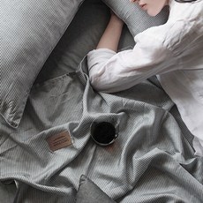 1d687712-b337-4a19-8e91-cce61d20a0ef.jpg