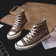 오즈세컨스니커즈