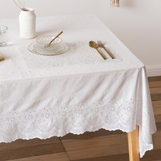엘레나하임 펀칭 자수 클로스 테이블보, 화이트, 4인용(138 x 175 cm)