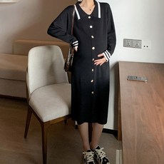 마켓A 라인 포인트 카라 버튼 니트 임산부 원피스