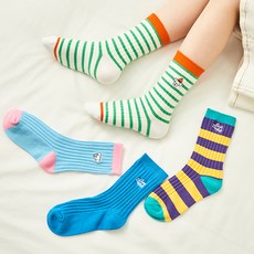 베이스알파에센셜 아동용 퍼피 자수 골지 롱삭스 4종 세트 이스알파에센셜 아동용 퍼피 자수 골지 롱삭스 4종 세트