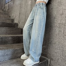 Yuvely 女孩 Yeonuji 心形刺繡鑲邊寬牛仔褲