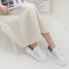 여자샤넬스니커즈