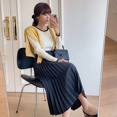 컬린 플리츠스커트