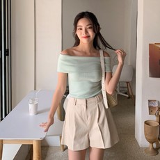 오프숄더티
