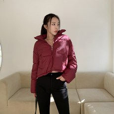 시크블랙 여성용 하릴라 하이넥 밑단 쪼임 3단 패딩 cpjk5211k39