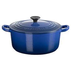 LE CREUSET 圓鐵鍋 3.3L 22cm 英國藍 附電木頭鍋蓋 家庭必備燉鍋, 1個