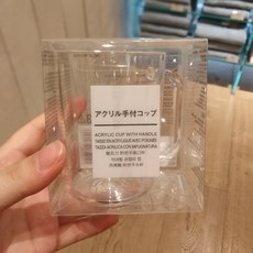 00d34fa92e1b194136446f3861ce0cb592605ea9cc772abf6b985430f961.jpg