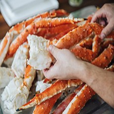 Alaskan Colossal Red King Crab Legs: 10 LBS- Overnight Shipping Monday-Thursday 알래스카 거대한 붉은 왕게 다리 :, 1