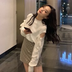 E18266 여성 슬림핏 어깨트임 니트 스웨터