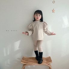 마이베베 코듀로이블라우스(모델컷)