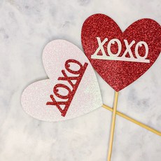 케잌위에매장로고