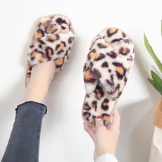 레오파드 호피 크로스 겨울 양털 실내화 사무실 거실 수족냉증 실내 털 슬리퍼