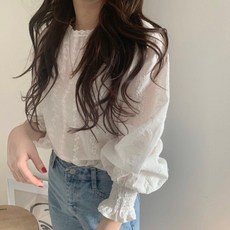 5e35339928103a9fb1b7d3f71fc40f5c8347aa950bd0820a16e99656bb1d.jpg