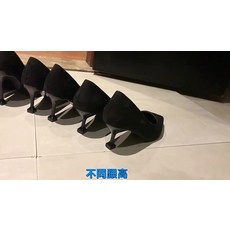 디스알맹 블랙 캣츠힐 가을 패션 워킹 걸스 학생 예절