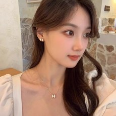 다나모인 디자인 H 포인트 골드 귀걸이&목걸이