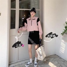 b6f9844883e5c467e4d6f9f458c41217bfd9163cbb0aff1c946f61126d7b.jpg