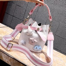 7d560176d198c0604babe635758ae131f40625713e4e4e12e7908e84a7c2.jpg