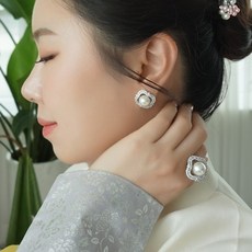 한복귀걸이