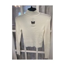 H&M Divided cream/white Fitted Cropped Mock Turtleneck W/butterfly Small