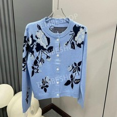 가디건 채수빈 홍희주스타일 옷 니트 의상 지금거신전화는 플라워가디건 아일랜드 거신 전화는