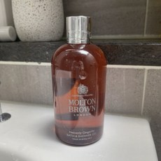 정품]++ 몰트브라운 헤븐리 진저릴리 배쓰 & 샤워 젤 300ml MOLTON BROWN, 3개