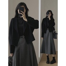 봄가을 여성복 우유계열의 부드러운 투피스 스타일링과 작은 향기로운 원피스 투피스