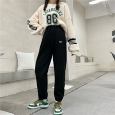 4048e5b08adca91c978d77ef6988fa8e40ae2c315b25ed8f928912674f62.jpg